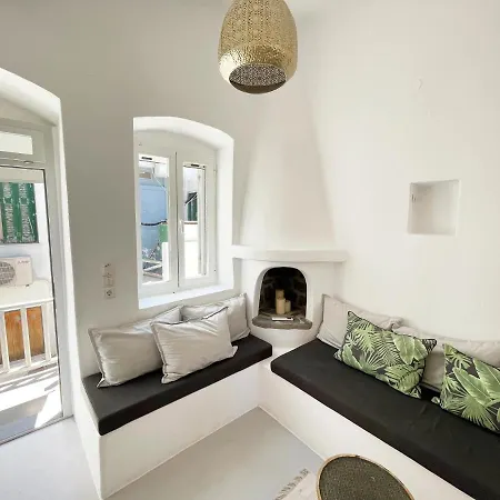 Cycladic Modern In The Heart Of Parikia * パロス島
